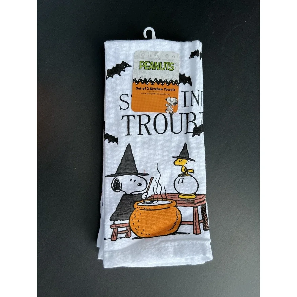Peanuts Snoopy Halloween Kitchen Set NWT Towels Meal Prep Containers Mini Mitts
